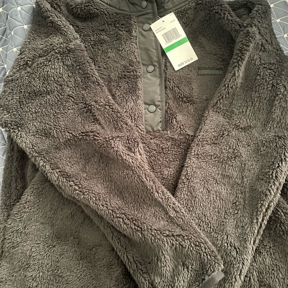New woman’s cardigan size L - Picture 2 of 2